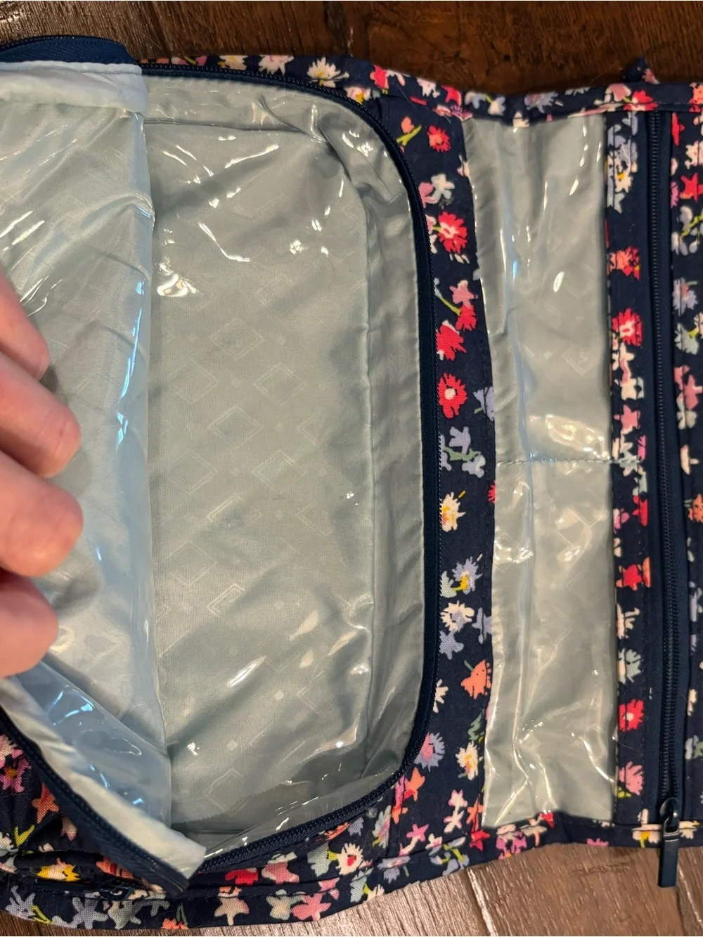 Vera Bradley Hanging Travel Organizer Bag